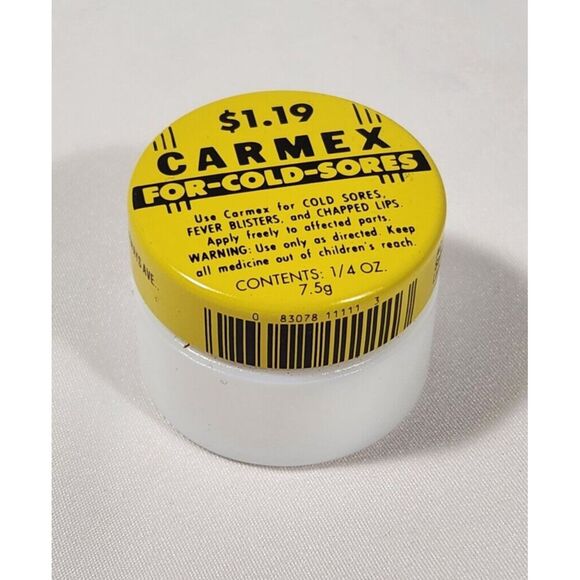 vintage (UN-Used) CARMAX white MILK GLASS jar Lip Balm yellow METAL Lid/Top 1.19 - Picture 1 of 3